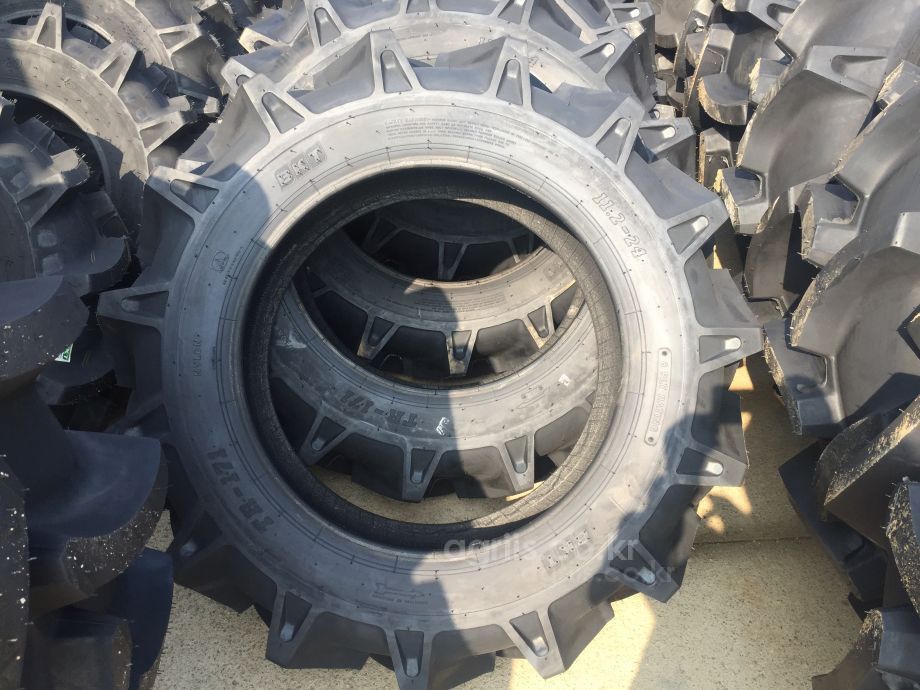 BKT 트랙터용 <b>타이어</b> 11.2-24  8 PR BKT TR171 TT 사진2