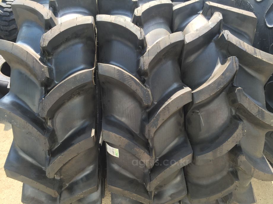 BKT <b>트랙터</b>용 타이어 <b>13</b>.6-24  8PR BKT TR171 TT 사진2