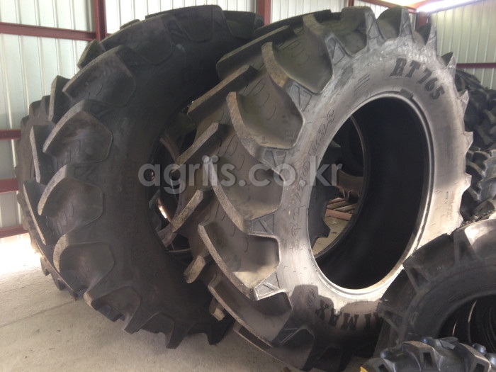 BKT <b>트랙터</b>용 타이어 20.8-38(래디얼광폭 <b>58</b>0/70 R38) 사진1
