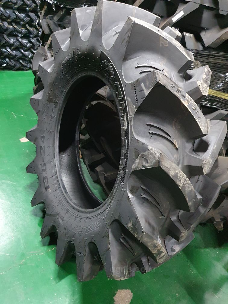 흥아(TIRON) 트랙터용 <b>타이어</b> 13.6-24(신형 617모델) 사진1