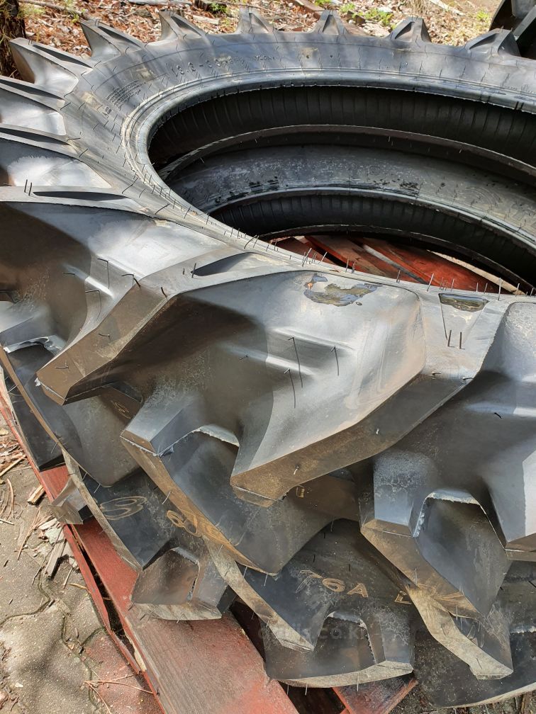 흥아(TIRON) 소폭<b>타이어</b> 13.6-38 사진2