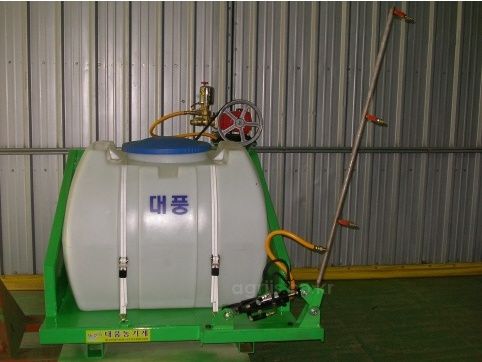 대풍(한국) 논두렁제초제살포기 GFM106 (<b>트랙터</b> 부착형) 사진1