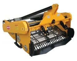 두루기계(한국) 마늘.감자 겸용수확기 A모델(DR-<b>13</b>00A) A모델(DR-<b>13</b>00A) 사진1