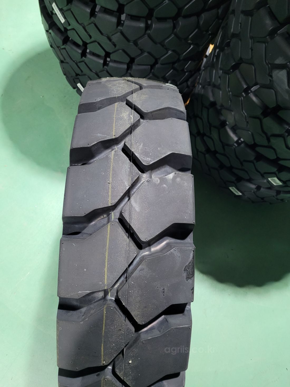 후이통,주국전,링롱 <b>지게차</b>용 타이어 7.50-16 사진2