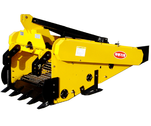 두루기계(한국) 뿌리약초수확기 S모델 사진1