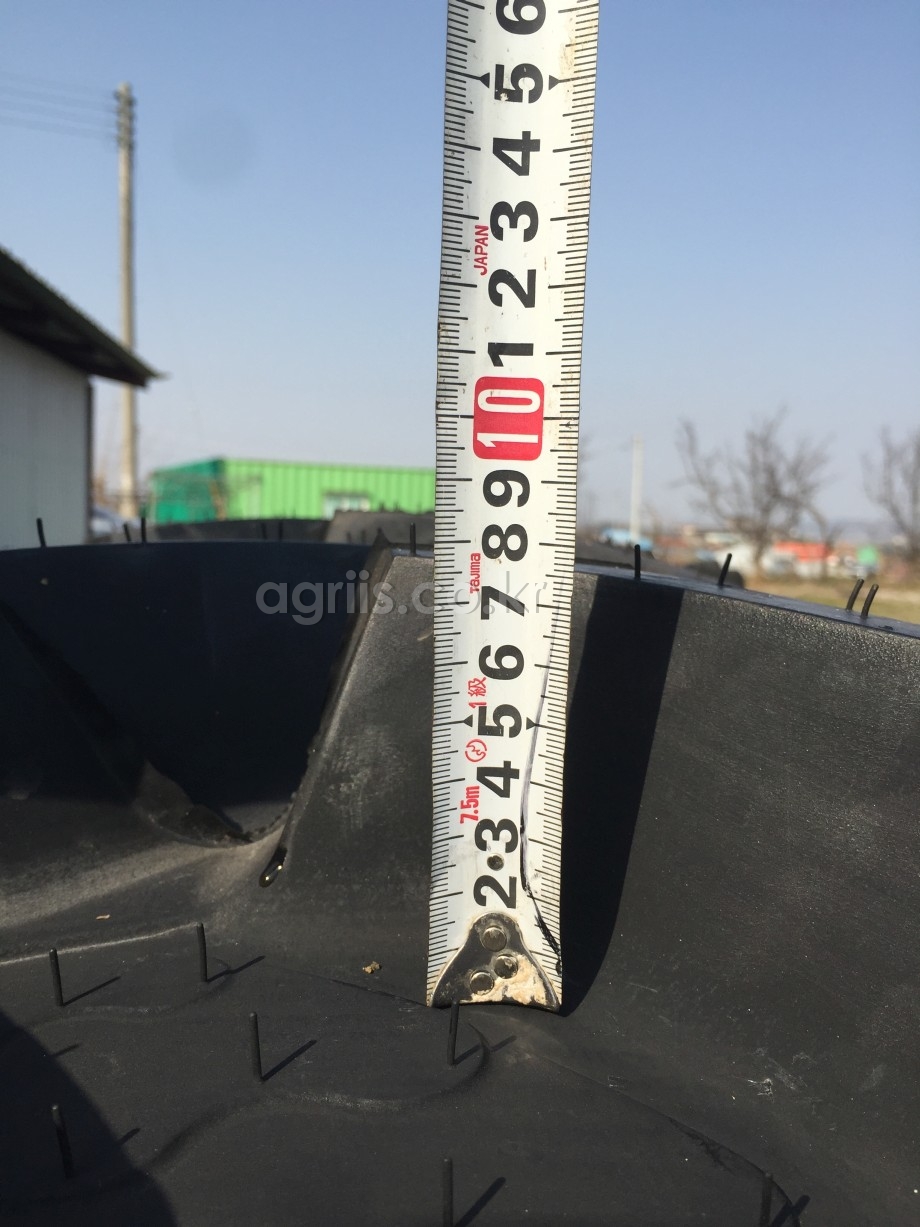 BKT 트랙터용 타이어 16.9-28(래디얼높은굽 420/85 R28 R2) 사진9