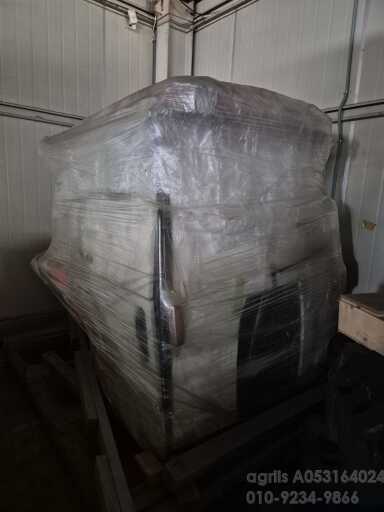 Kubota Tractor GM566473  CabinAssy