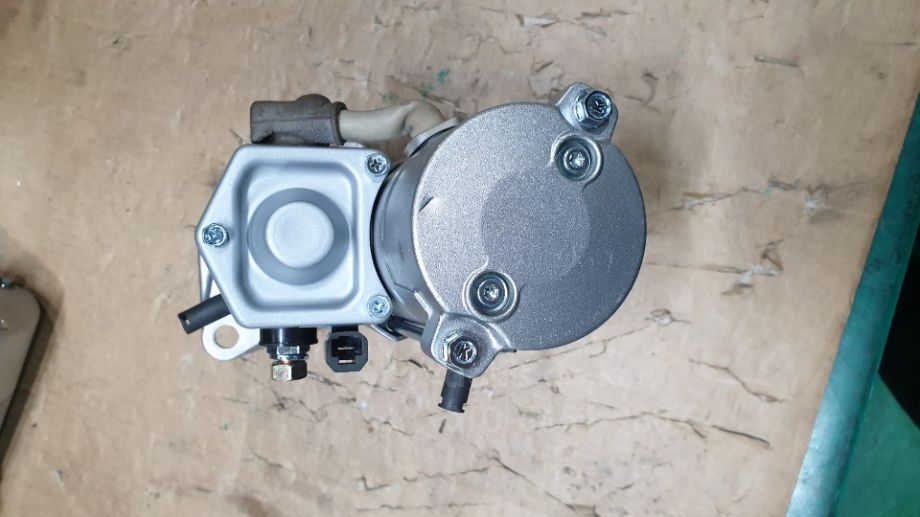 Kubota Tractor 트랙터  뒤우측면