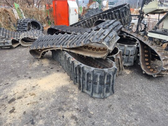 Daedong Combine Harvester DXM85 (5Rows) TrackWheel