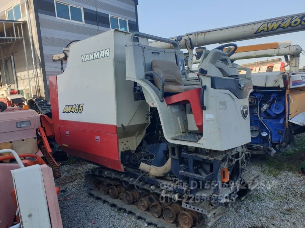 얀마 콤바인 AW465K (4조식) 뒤우측면