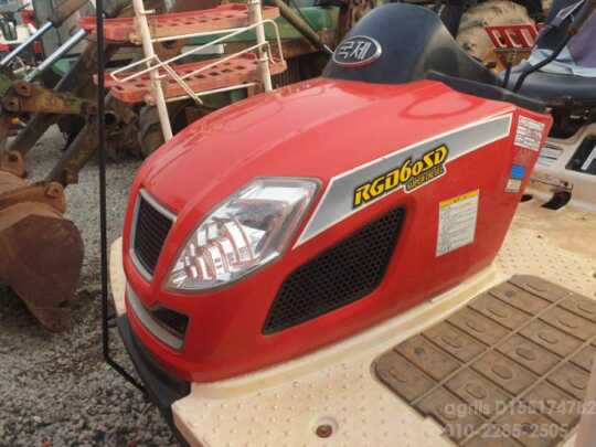 Kukje Rice transplanter RGO-60SDY (6Rows) 앞좌측면