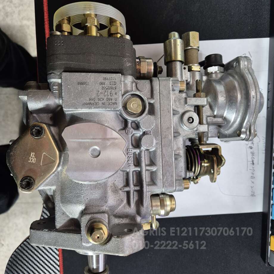 뉴홀랜드 트랙터 TM130 (125마력) 뒤우측면