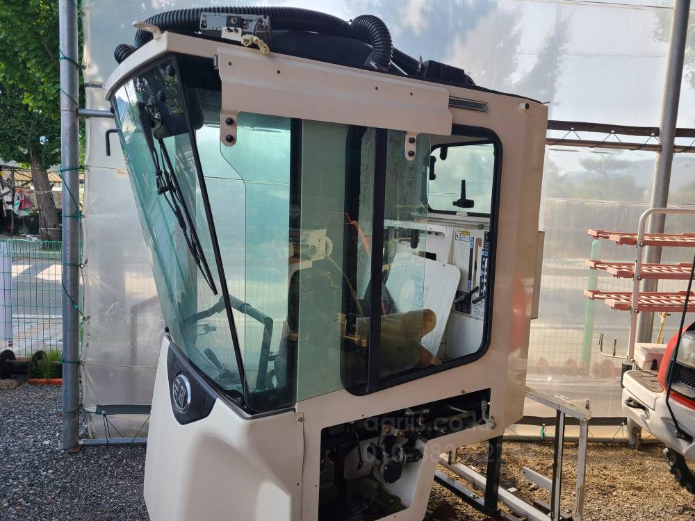 Kukje Combine Harvester DKC865 (5Rows) 뒤우측면