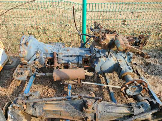 TYM Tractor TA5240 (52hp) 앞좌측면