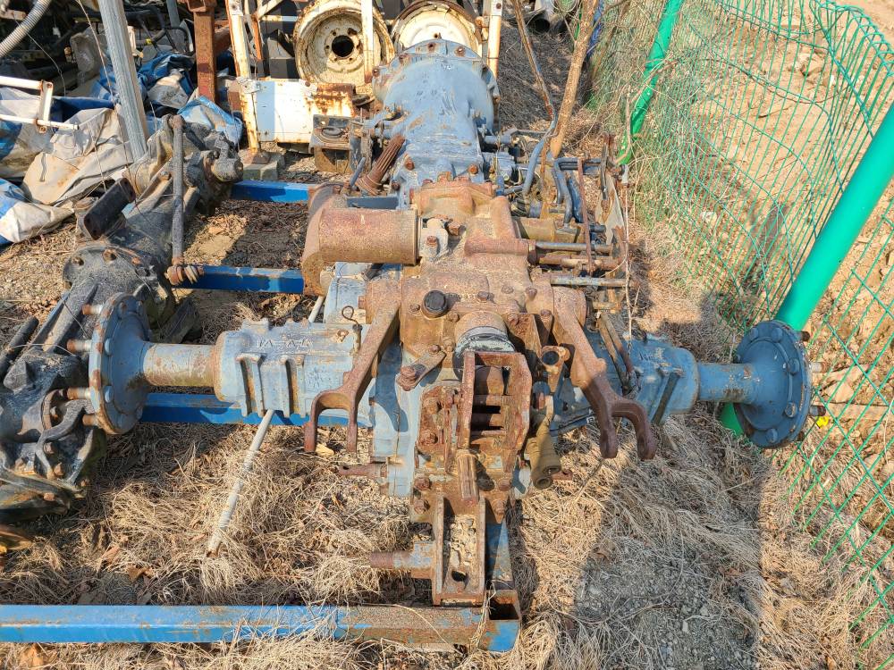 TYM Tractor TA5240 (52hp) 뒤우측면