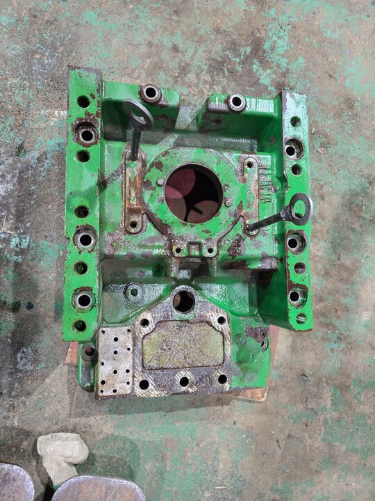 JohnDeere Tractor 6220 (90hp) 앞좌측면