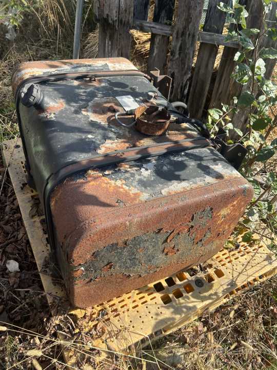  5톤차용 경유 탱크 중고 5톤차용 경유 탱크 중고  5톤차용 경유 탱크 중고