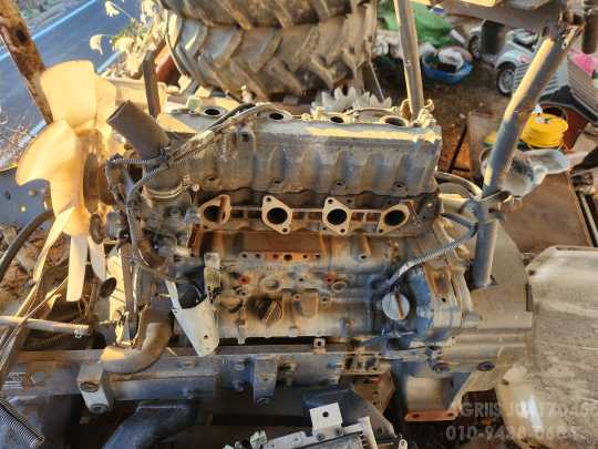 Kubota Tractor M7040 (70hp) Engine앞구동