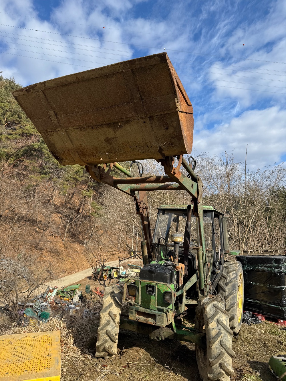 JohnDeere Tractor 1750 (53hp) Loader만 직접 떼가실분