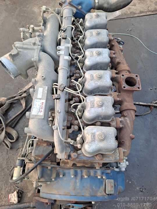  톱밥 파쇄기에 사용 동력 전달함 장치장착됨  앞좌측면