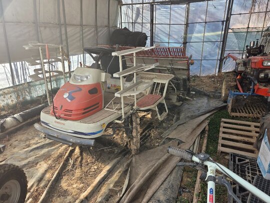 대동 이앙기 S3-680 (6조식) 앞좌측면