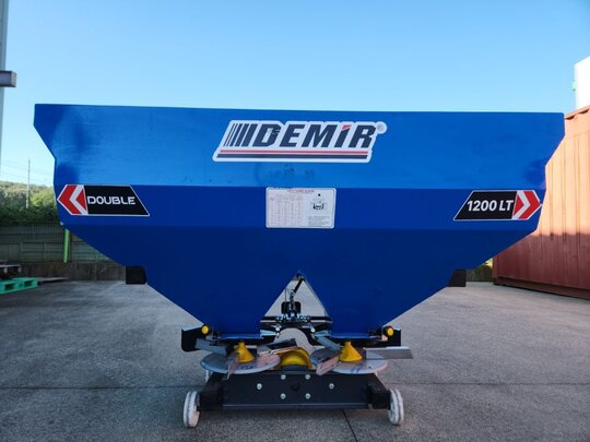  Fertilizer Spreader 1000리터 