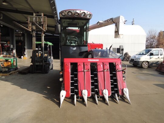 Yanmar Combine Harvester YH6115 (6Rows) 앞좌측면