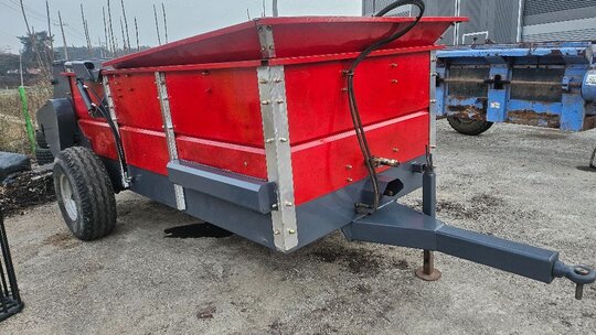  Manure Spreader 1 