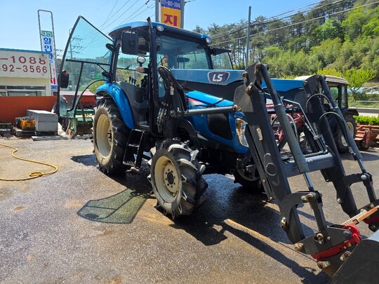 LS Tractor MT5.73 (73.9hp)
