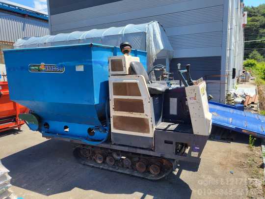  왕겨 톱밥 살포기 왕겨 톱밥살포기 