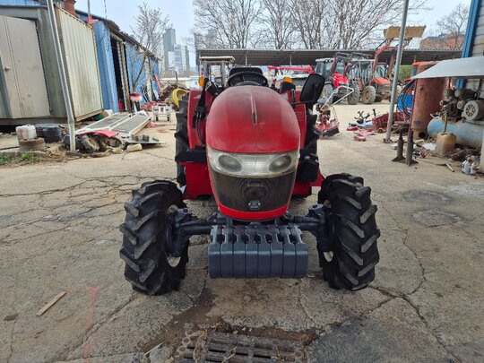 국제 트랙터 DYNAQ43 (43마력) 앞좌측면