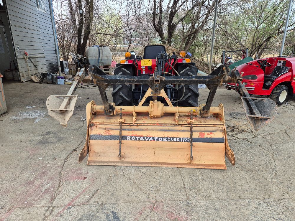 국제 트랙터 DYNAQ43 (43마력) 뒤우측면