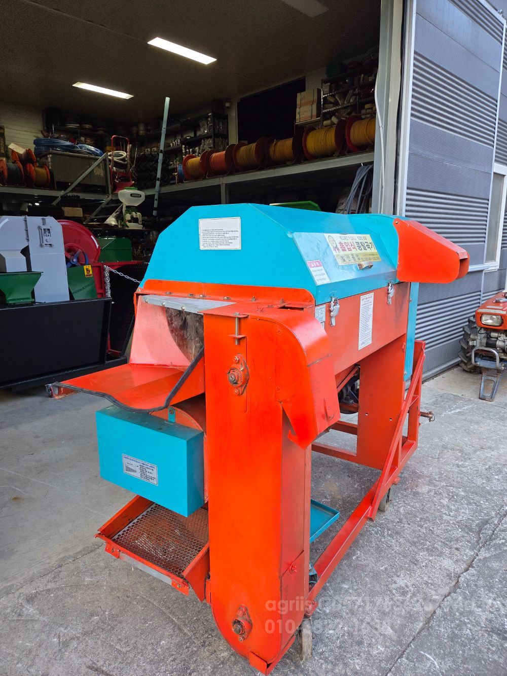  콩탈곡기 ESP-100  뒤우측면