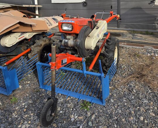 Daedong Power Tiller 부착형 마늘수확기  앞좌측면