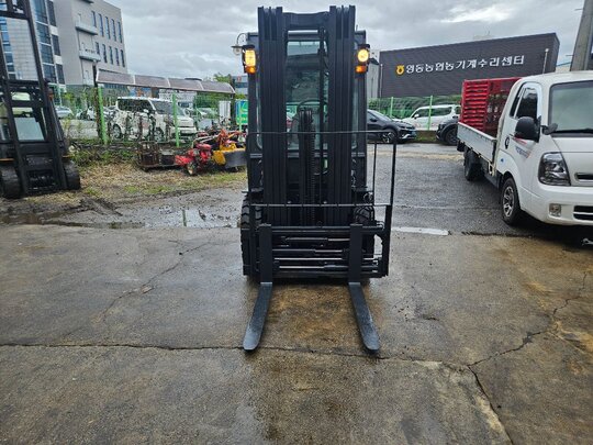 Doosan Forklift B20SE-7 (2.0톤) 앞좌측면