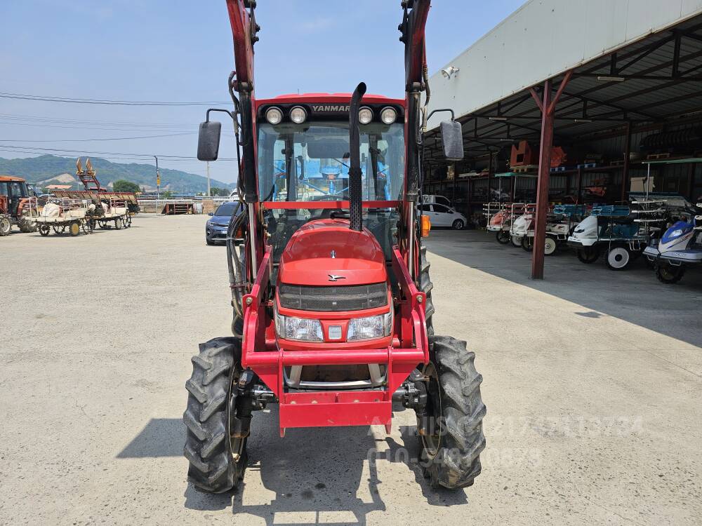 얀마 트랙터 US501 (50마력) 뒤우측면