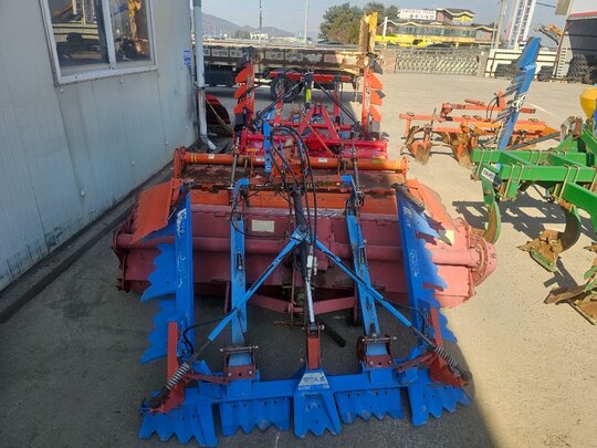 대동 트랙터 RX630 (63마력) 앞좌측면