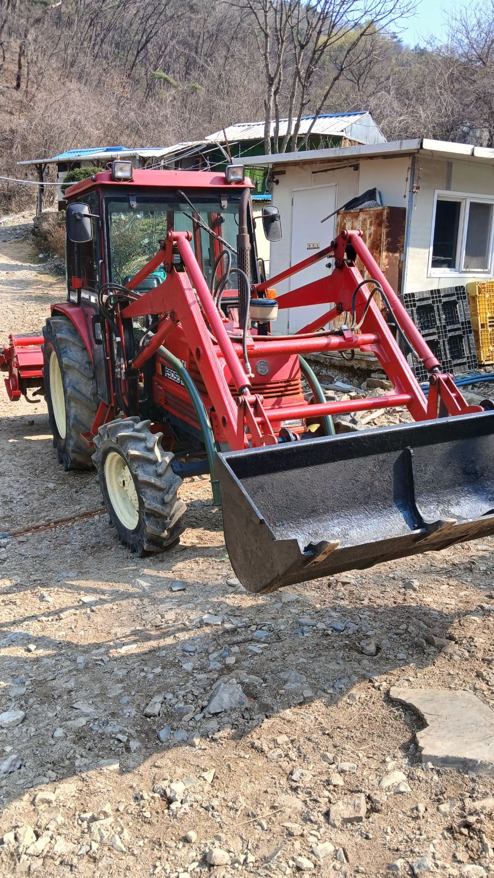 국제 트랙터 F505 (50마력)