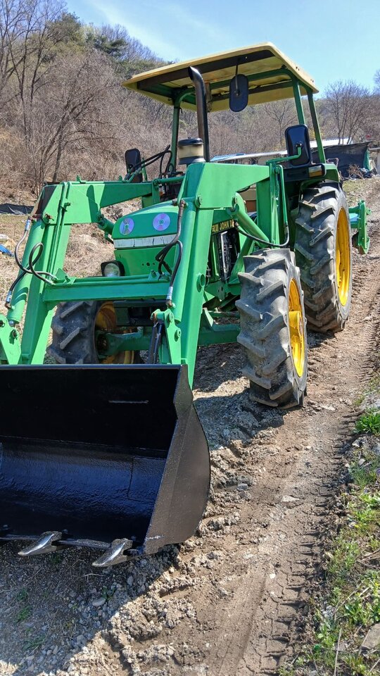 JohnDeere Tractor 1650K (51hp)