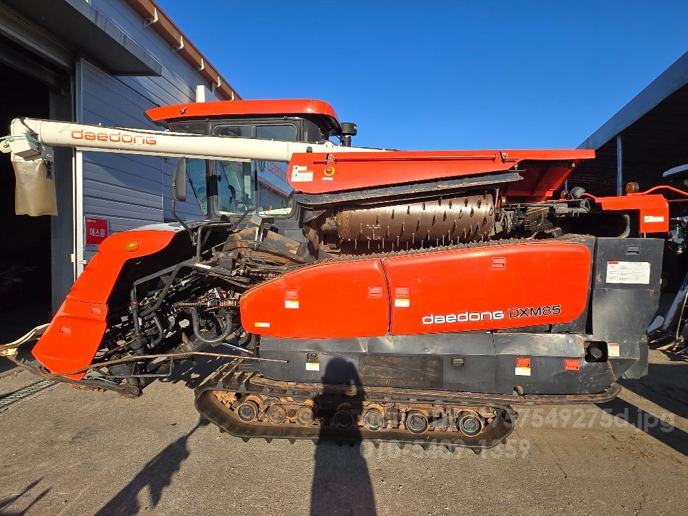 Daedong Combine Harvester DXM85G-CB (5Rows) 뒤우측면