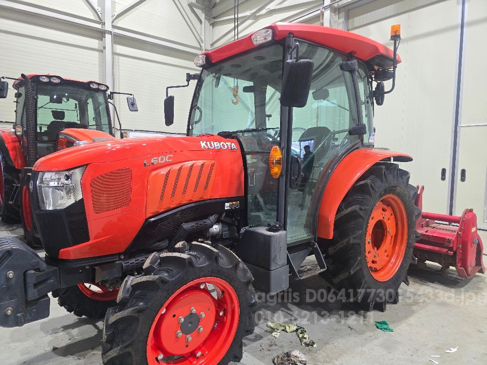 Kubota Tractor L60C (62.1hp) 뒤우측면