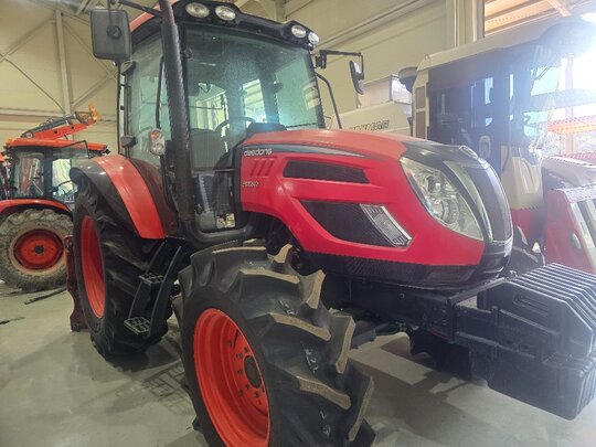 Daedong Tractor PX-1000 ASC (100hp) 앞좌측면