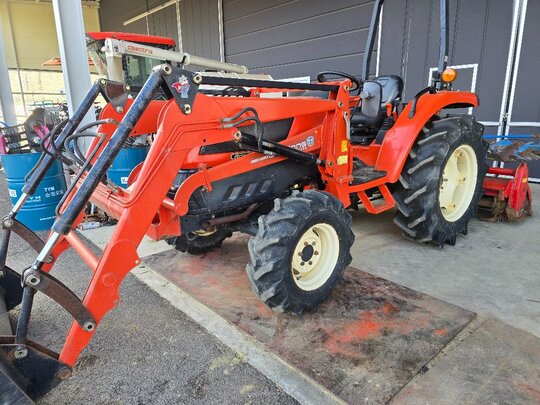 Daedong Tractor LX470 (47hp) 앞좌측면