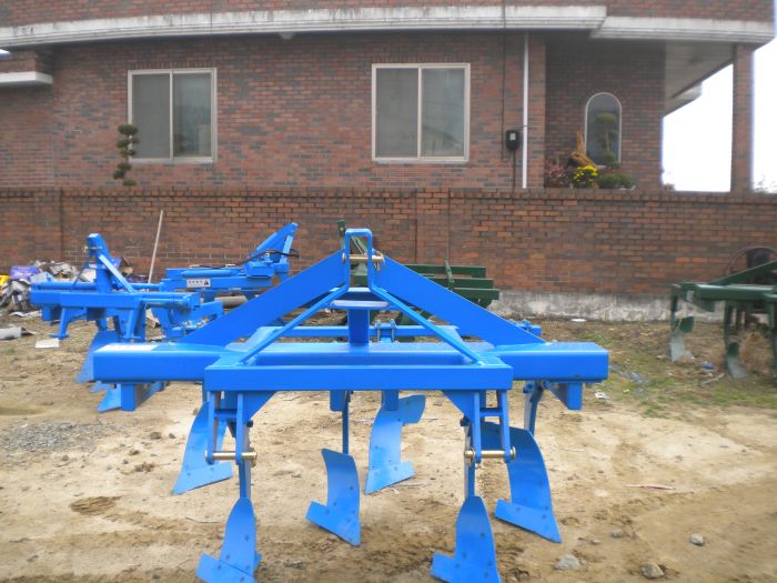 정공업사 쟁기 6련대형트러스쟁기 앞좌측면