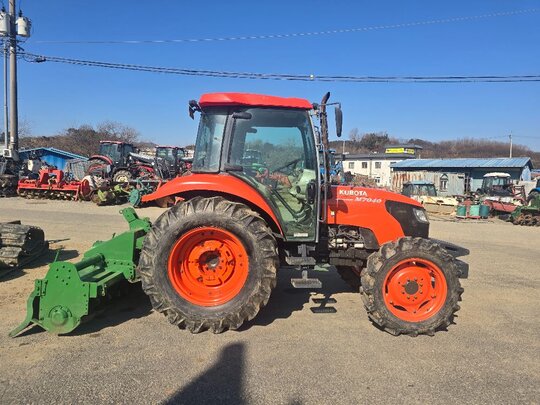 구보다 트랙터 M7040 (74마력)