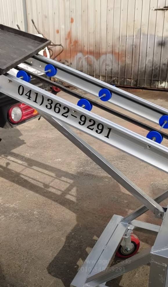  육묘상자 상차이송기 MH300  뒤우측면