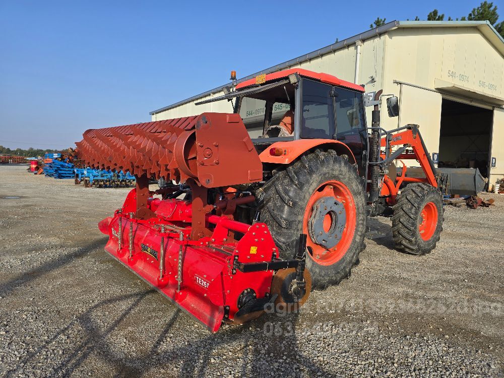 명일기공 보리밭 로울러 작물 진압기 MIR 2800 뒤우측면