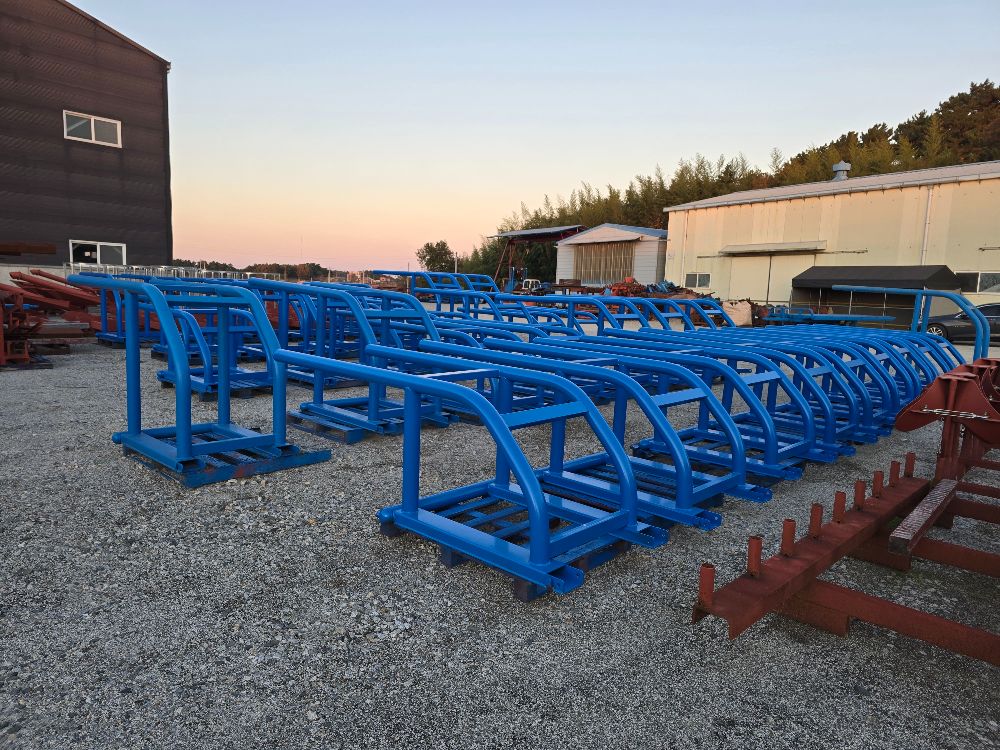 명일기공 지게차 코끼리발  톤백걸이 지게차 코끼리발  톤백걸이 앞좌측면