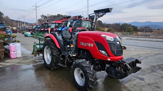 TYM 트랙터 TM47 (47마력) 앞좌측면