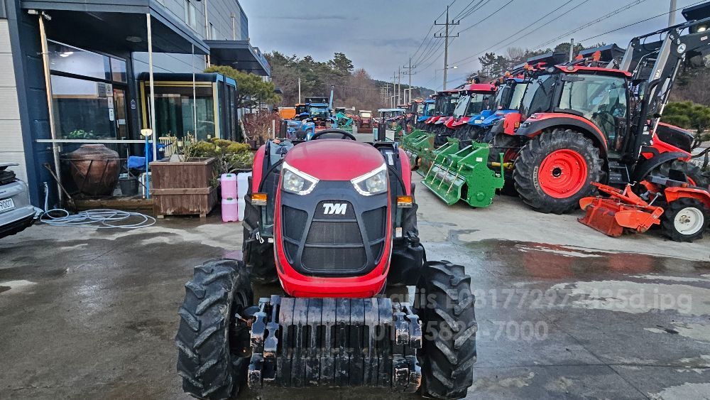 TYM 트랙터 TM47 (47마력) 뒤우측면